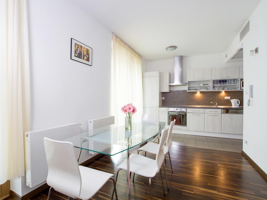 Wawel Angel Plaza By Amstra Luxury